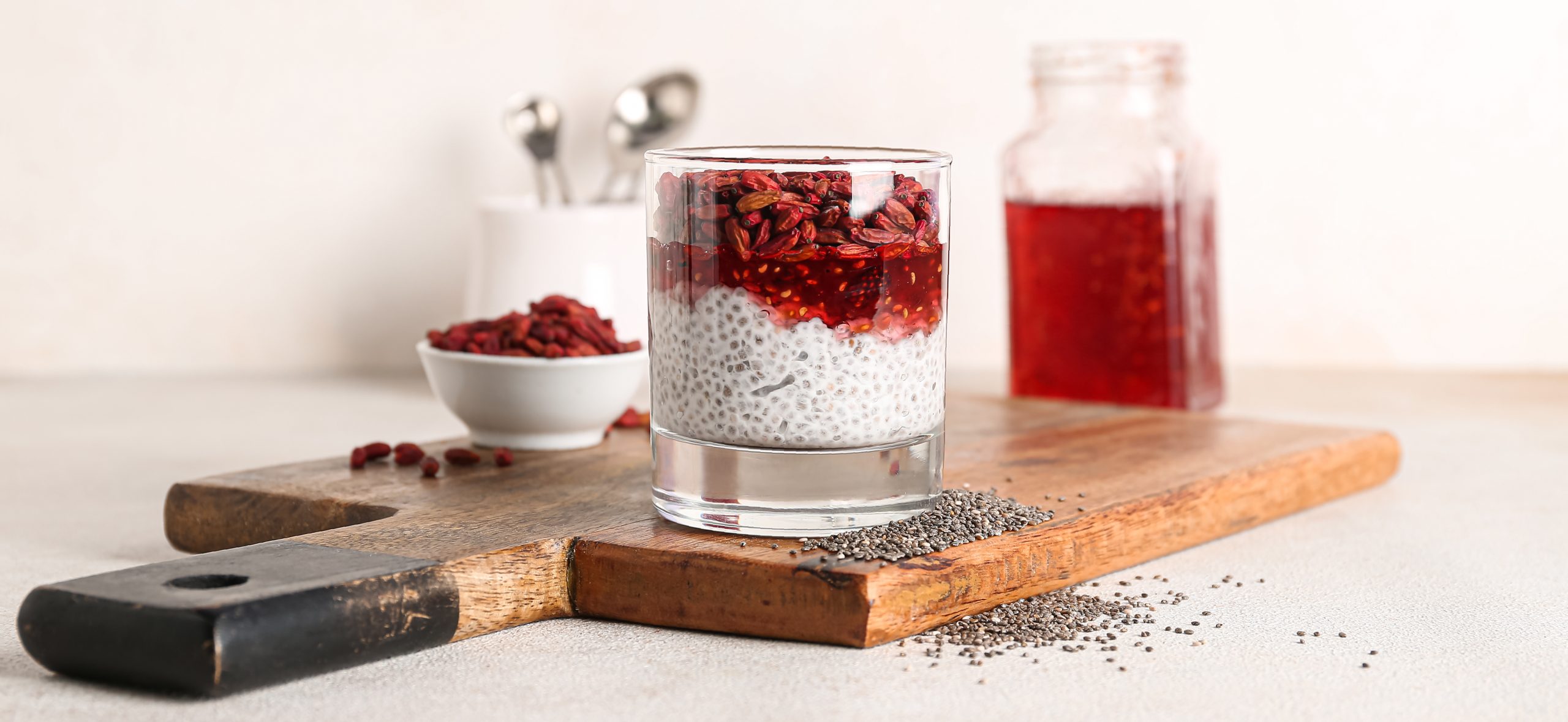 Power-Chia-Bowl mit Goji-Beeren